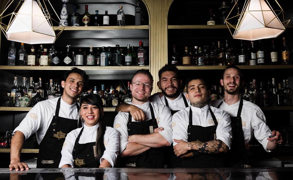 handshake speakeasy